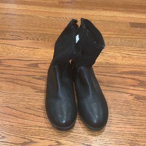 Women Gap boots zise 6